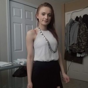 Meet your Posher, Miss